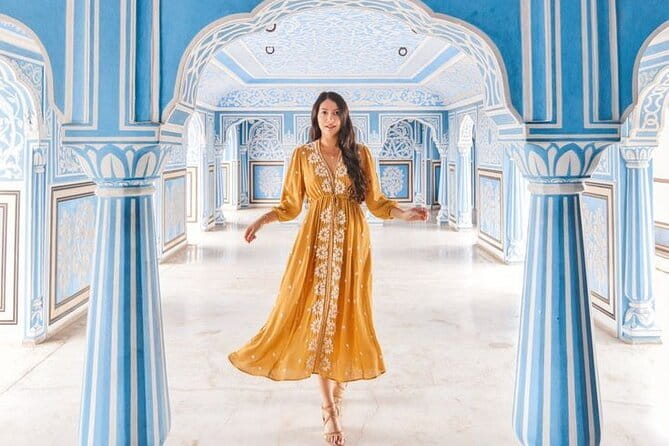 Full day Jaipur Excursion - City Palace: Where Jaipur Shows Its Scale