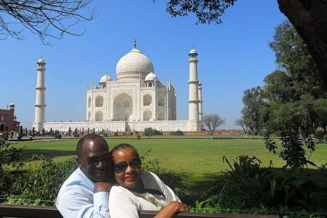 Full-Day Jaipur Highlights with Local Guide & Private Vehicle - Markets, street life, and why this route feels more real