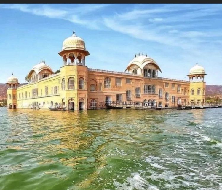 Full day Jaipur sightseeing tour by tuk tuk. - Gaitor Ki Chhatriyan: a calmer stop with structure and shade