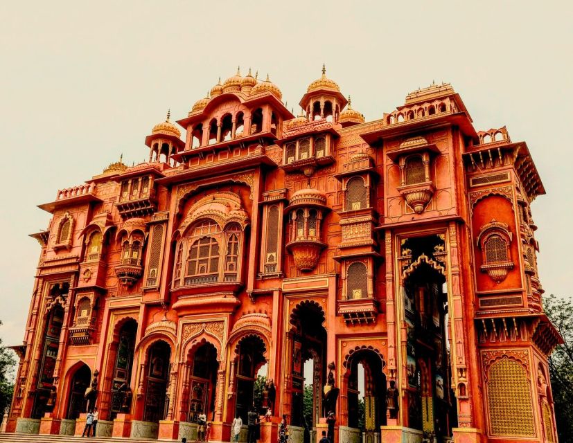 Full day Jaipur sightseeing tour by tuk tuk. - Shopping in Jaipur without losing control of your day