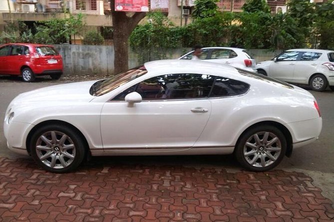 Full Day Mumbai City Tour in Luxury Vehicle - Hanging Gardens: a calm pocket when the city gets loud