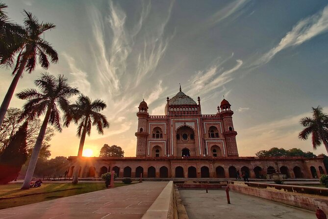 Full-Day New and Old Delhi Private Car Tour with Pick Up - Old Delhi power center: Red Fort and Jama Masjid