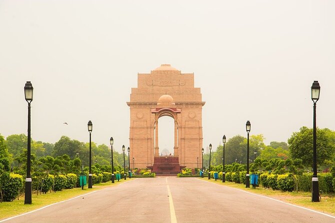 Full Day Old Delhi and New Delhi Tour - Chandni Chowk by tuk-tuk: bazaars you can actually feel
