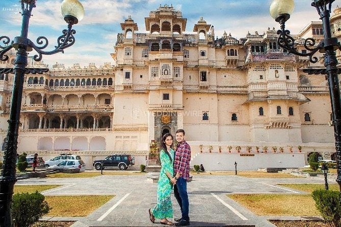 Full-Day Private City Tour of Udaipur Including Boat Ride in Lake Pichola - Saheliyon ki Bari, a garden that feels cooler and slower