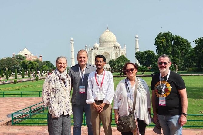 Full Day Private Taj Mahal Tour by Superfast Train from Delhi - Gatimaan Express makes the day feel shorter