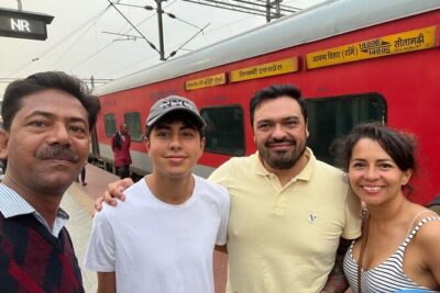 Full Day Private Taj Mahal Tour by Superfast Train from Delhi