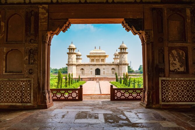 Full Day Taj Mahal, Agra Fort & Baby Taj Tour from Delhi by Car - How to Use Those 3 Hours at the Taj Mahal