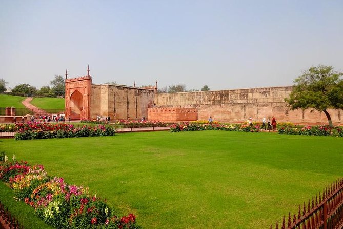 Full Day Taj Mahal Tour With Agra Fort & Fatehpur Sikri - Lunch Included - How the day runs: sunrise Taj Mahal or Fatehpur Sikri first