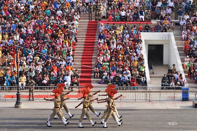 Golden Temple, Jallianwala Bagh, Partition Museum & Wagha Border - #Travellouge - Golden Temple: where time feels different (and the details matter)