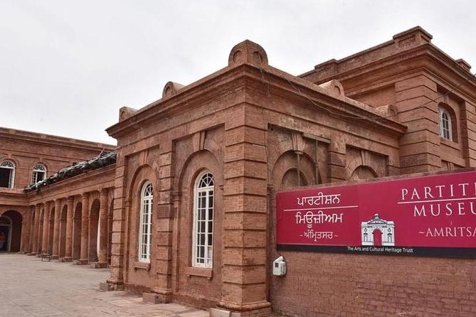 Golden Temple, Jallianwala Bagh, Partition Museum & Wagha Border - #Travellouge - Jallianwala Bagh in 30 minutes: short, direct, and not soft