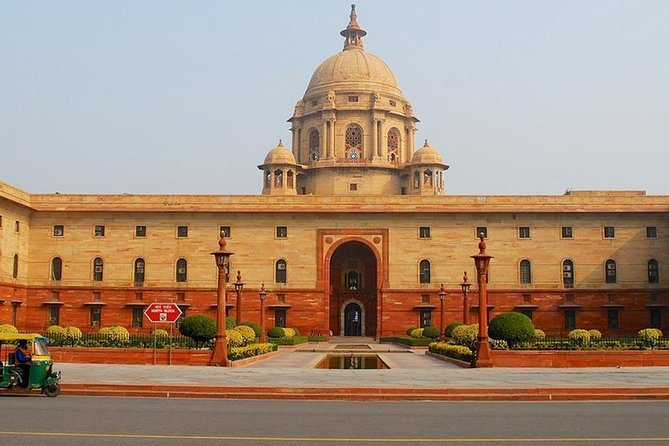 Golden Triangle Tour 4 Days From Mumbai with Return Flights - Jaipur check-in and sightseeing in the afternoon light