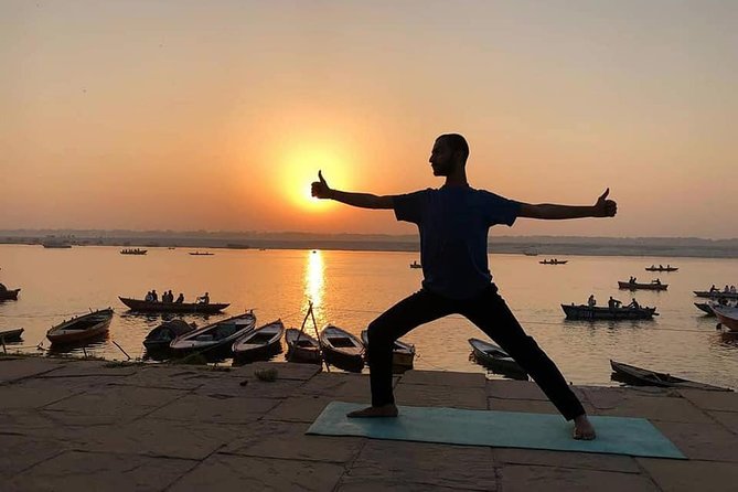 GROUP YOGA CLASS - BEGINNER / ADVANCED - Sunrise Yoga with Ayush in Varanasi - Sunrise Rooftop Yoga Over the Ganges: What Makes It Special