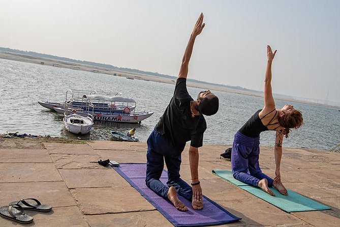 GROUP YOGA CLASS - BEGINNER / ADVANCED - Sunrise Yoga with Ayush in Varanasi - Price and Value for a Rooftop Sunrise in Varanasi