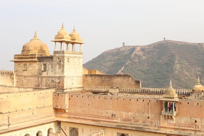 Guide Service - Your guide as the secret ingredient: history notes and real-world help