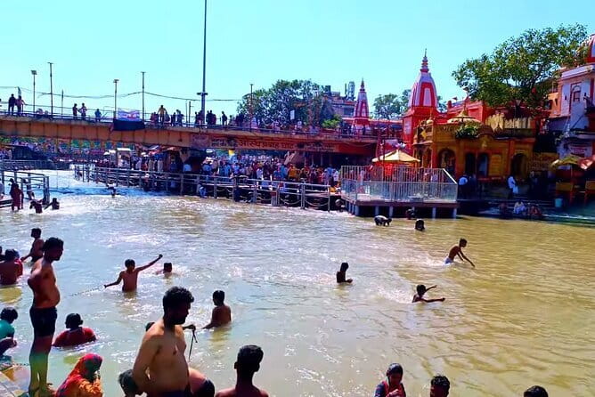 Guided Haridwar Walk with Ghats & Evening Ganga Aarti - Bara Bazar, Anand Bhairav Ashram, and a Shiva Temple You Might Miss