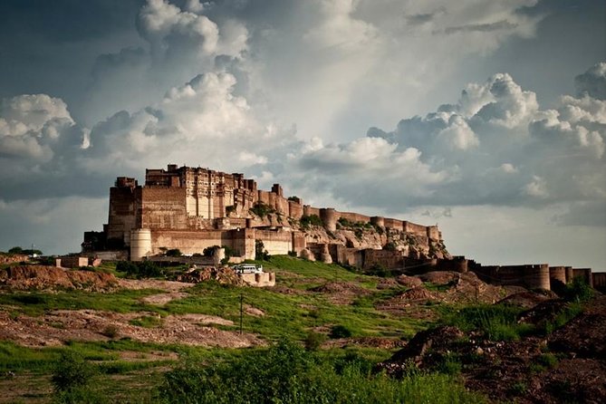 Guided Jodhpur City Tour With Lunch & Entry Including Pick & Drop - Hotel pickup, air-conditioned comfort, and a schedule that actually fits