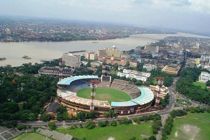 Guided Kolkata Sightseeing Trip by Car, Walk & Sunset Cruise Excursion Trip - Dakshineswar Kali Temple and Mother House: Faith Sites That Add Meaning