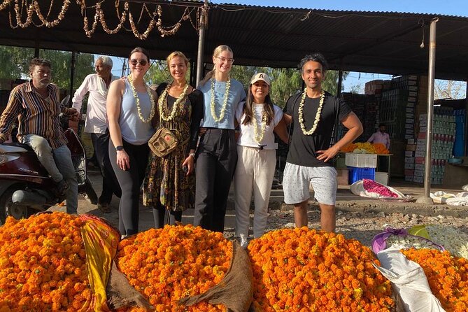 Guided Morning Bicycle Tour with Food Tasting in Jaipur - Getting rolling from Raj Mandir Cinema