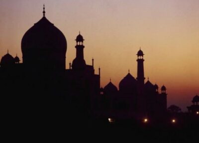 Guided Sunset Tour Of Taj Mahal with Skip-The-Line Entry