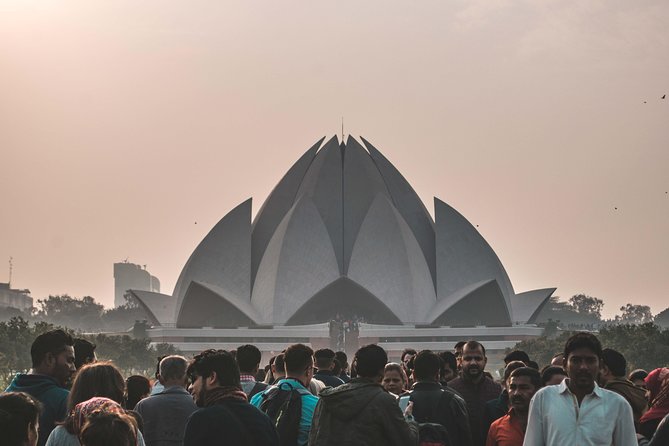 Half-Day Delhi Temple Tour with Pick-Up & Drop-Off - Birla Mandir (Laxmi Narayan Temple): a classic Hindu finish