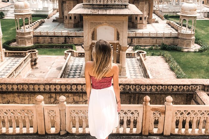 Half-Day Jaipur Sightseeing Tour with Guide Option - Amer: temples, stepwell-style old-world vibe, and Maota Lake area time