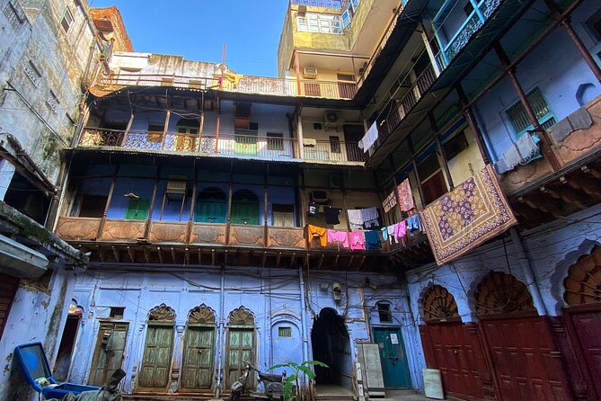 Half-Day Premium Classic Old Delhi Cycling Tour - Unity in Diversity - Pasar Chandni Chowk, the Original Shape of the Marketplace