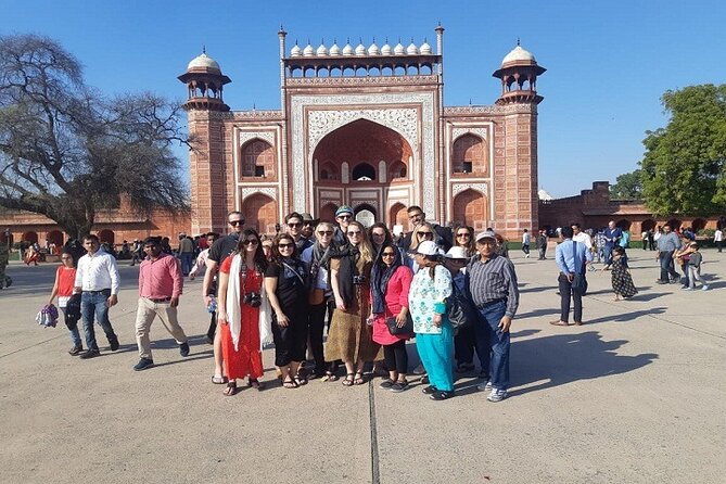 Half Day Private Tour of Taj Mahal & Agra Fort From Agra - The private format: what changes for your guide and your schedule