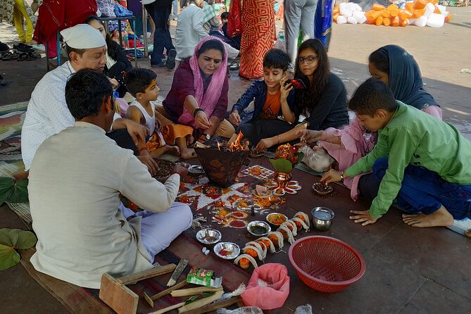 Haridwar Tanga Tour: Visit -Temples, Ashrams, Ghats & Ganga Aarti - Meeting point reality check near Birla Ghat