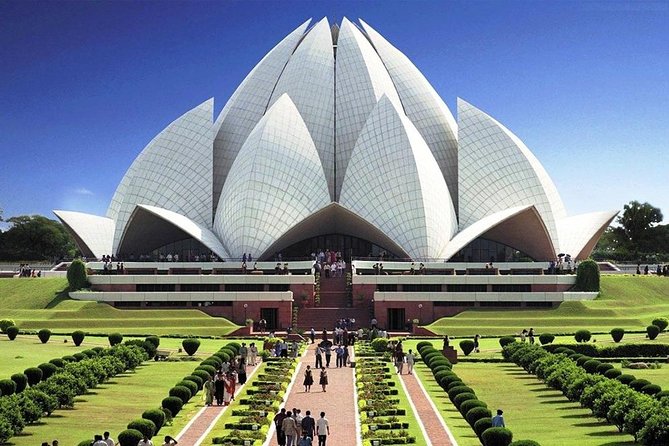 Heritage Tour in Delhi - How the private pickup and vehicle shape your Delhi day