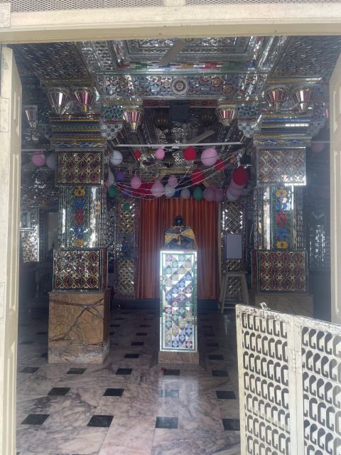 Heritage Walk, Local Markets & Food Tasting - Non Touristy - Where the walk starts, Ganesh Art Emporium by Jagdish Temple