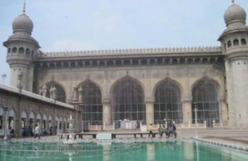 Hyderabad Private Full-day Sightseeing Tour - Hussain Sagar and Golconda Fort, engineering plus city views