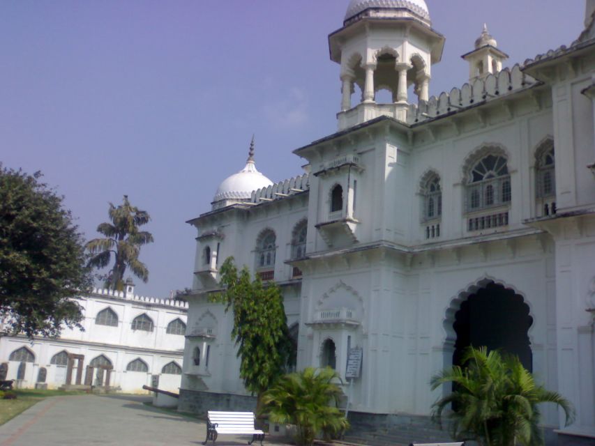 Hyderabad Private Full-day Sightseeing Tour - Laad Bazaar, what to buy and what to watch for