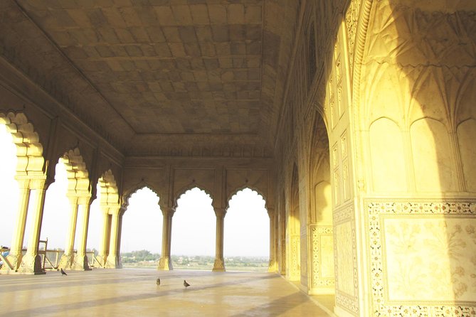 Hyderabad to Taj Mahal and Agra Fort Same Day Tour with Flights - Agra Fort After Lunch: A UNESCO Site You Can See Fast