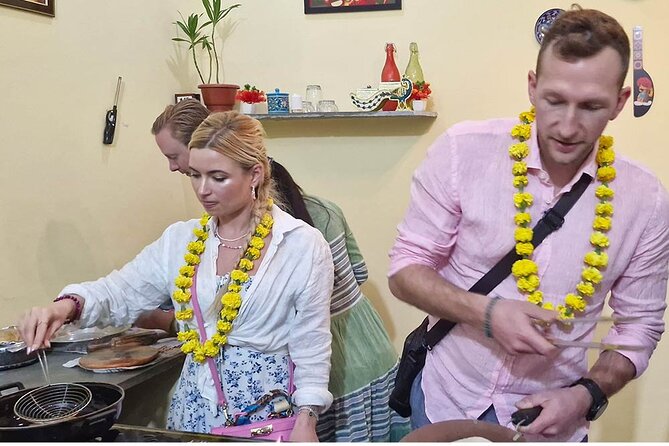 Indian Cooking Class with Local Family in Jaipur - Market time for choosing ingredients you can actually find