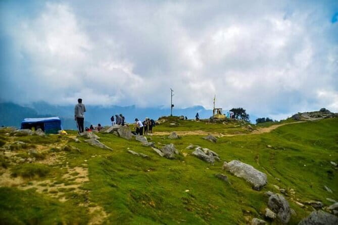 Indrahar Pass Trek with Manu Adventures India - What you carry vs what the team handles, tents and meals