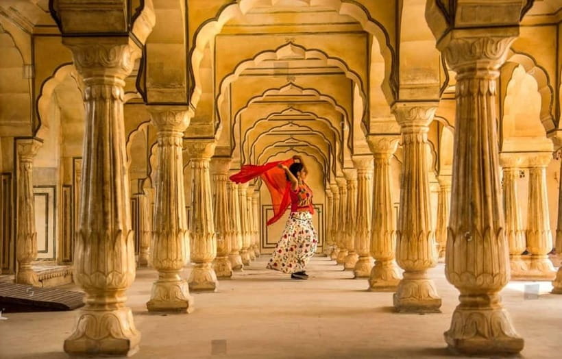 Jaipur: 2-Day City Sightseeing Tour with Cab & Guide - Day 1: Hawa Mahal, City Palace, Jantar Mantar, and Albert Hall in One Smooth Circuit