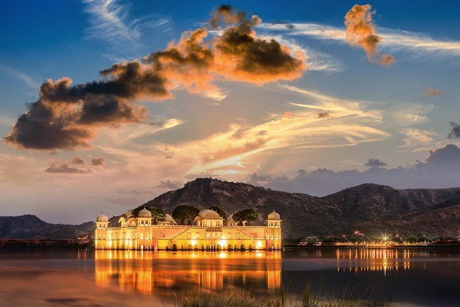 Jaipur Amer Fort, Jal Mahal & Stepwell Private Half-Day Tour - Jal Mahal on Lake Man Sagar: the Water Palace peek you can’t forget