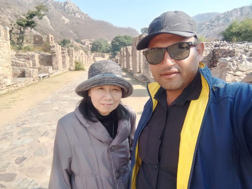 Jaipur: Chand Baori & Bhangarh Fort tour - All Inclusive - Bhangarh Fort ruins: exploring the 17th-century site at your own pace