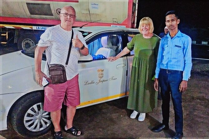 Jaipur City Highlights Tour by AC Car with Hotel Pickup - Safety, Punctuality, and Real-World Road Handling