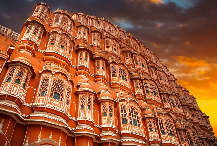 Jaipur City Tour: City Palace, Jantar, Hawa & Jal Mahal - Jal Mahal: the Water Palace you see best from the lake’s edge