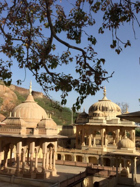 Jaipur : Cultural & History Tour With Private Guide - Pink City markets: textiles, crafts, and a realistic shopping window