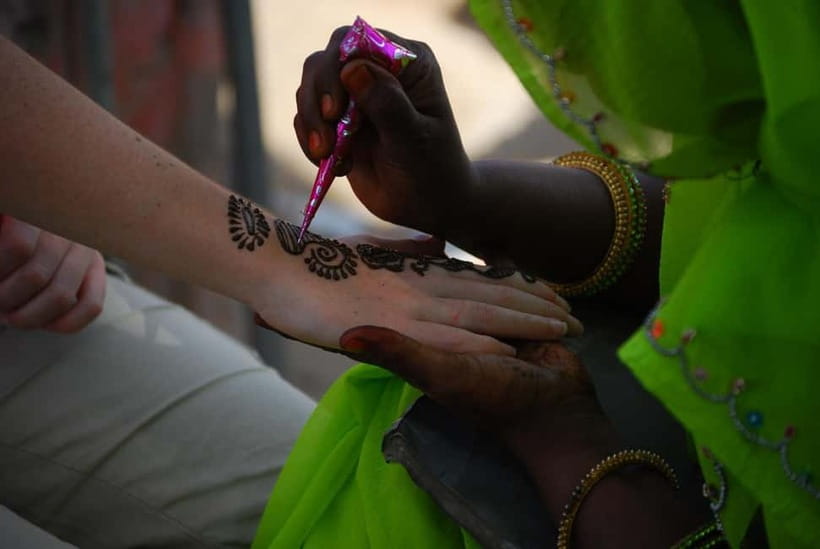Jaipur: Cultural Tour with Artisan Craft Experiences - Gemstone carving and jewelry making at a local factory
