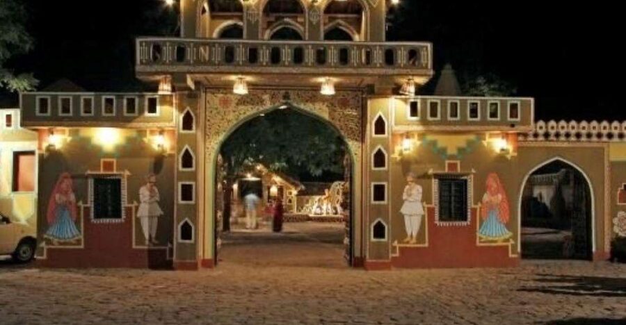 Jaipur Evening Tour Chokhi Dhani village culture with dinner - A 5-hour Jaipur evening plan with private AC pickup