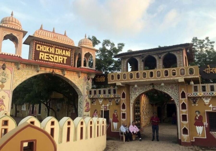 Jaipur Evening Tour Chokhi Dhani village culture with dinner - Who this Jaipur evening tour suits best (and who should skip it)