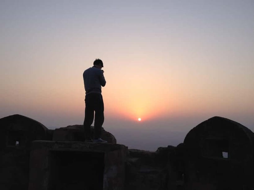 Jaipur: Explore Amber, Jaigarh & Nahargarh Fort with Sunset - Nahargarh Fort sunset: Pink City views when the day turns warm