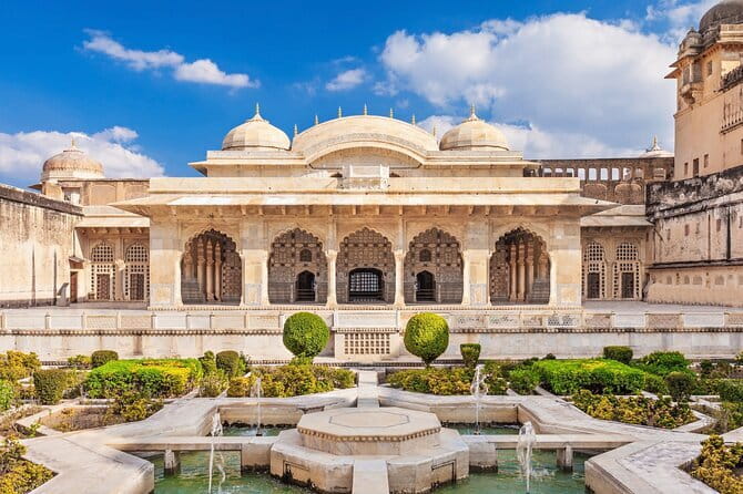 Jaipur Full Day Heritage of Pink City Tour By Tuk Tuk With Chai - Royal Gaitor Tumbas: marble cenotaphs and royal funerary art