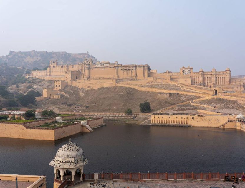 Jaipur: Full Day Sightseeing Tour By Car & Local Tour Guide - City Palace: courtyards, museums, and royal residence