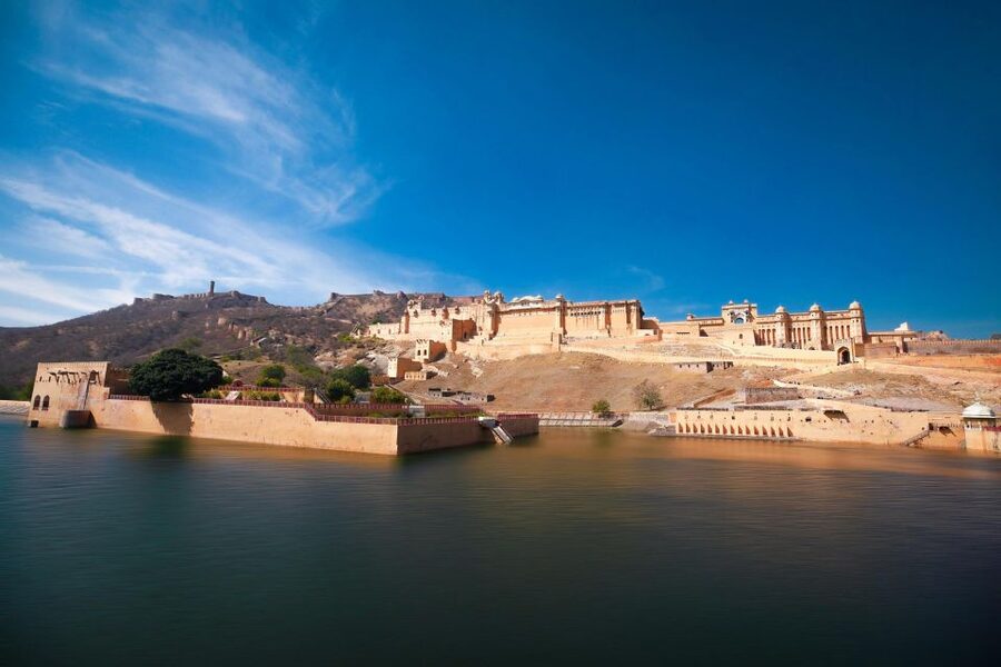 Jaipur: Full-Day Sightseeing Tour with Guide and Lunch - Should you book this Jaipur full-day sightseeing tour?