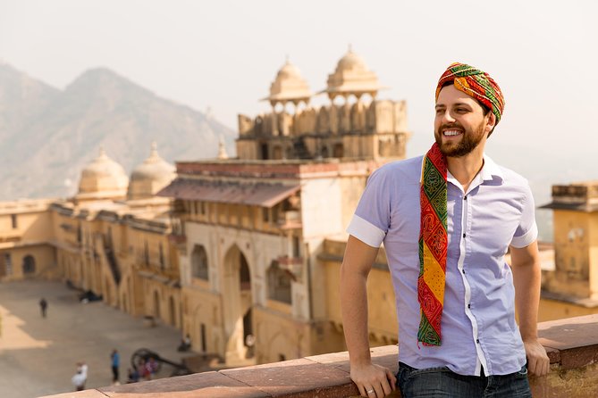 Jaipur Guided City Tour: City Palace, Jantar, Hawa & Jal Mahal - The easy logistics: hotel pickup, A/C comfort, and a clear time window
