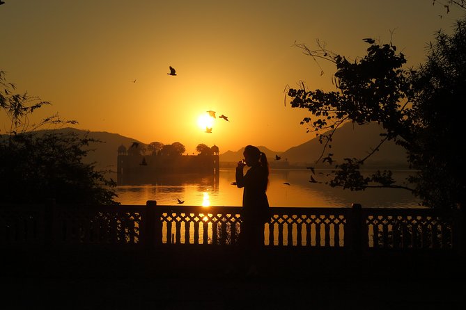 Jaipur Guided City Tour: City Palace, Jantar, Hawa & Jal Mahal - Jal Mahal on Man Sagar Lake: the calm break that keeps the day balanced